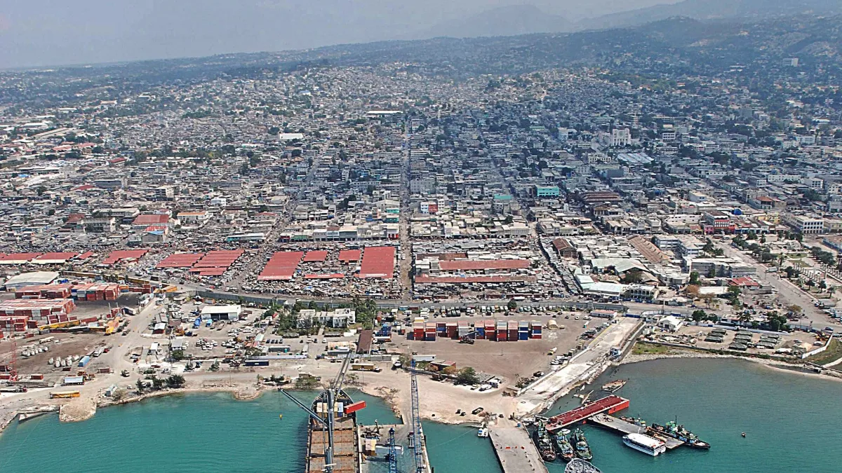 Vista aérea de Puerto Príncipe (Haití)
