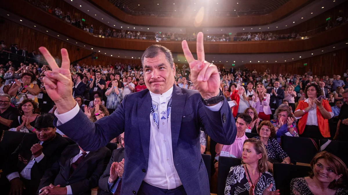 Rafael Correa: seguimiento del caso en 2026, el caso Caja Chica, la suspensión de su partido y la condena que Bélgica si