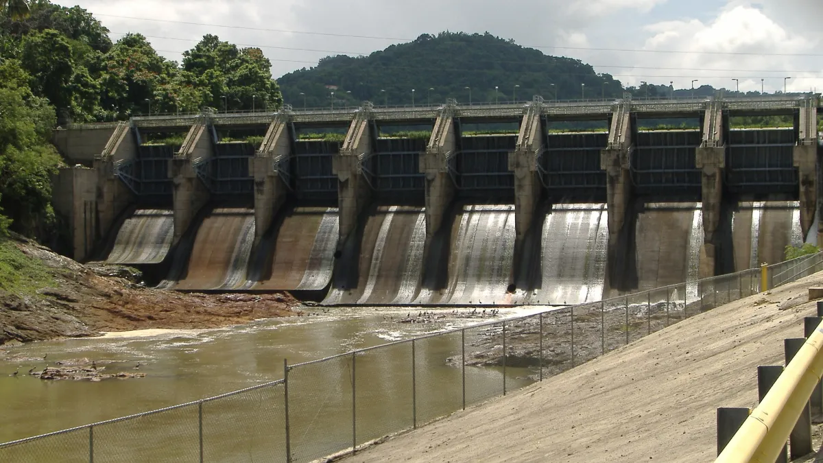 Presa del lago Carraízo (Puerto Rico)
